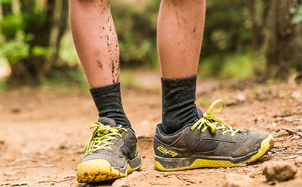 junior bike shoes