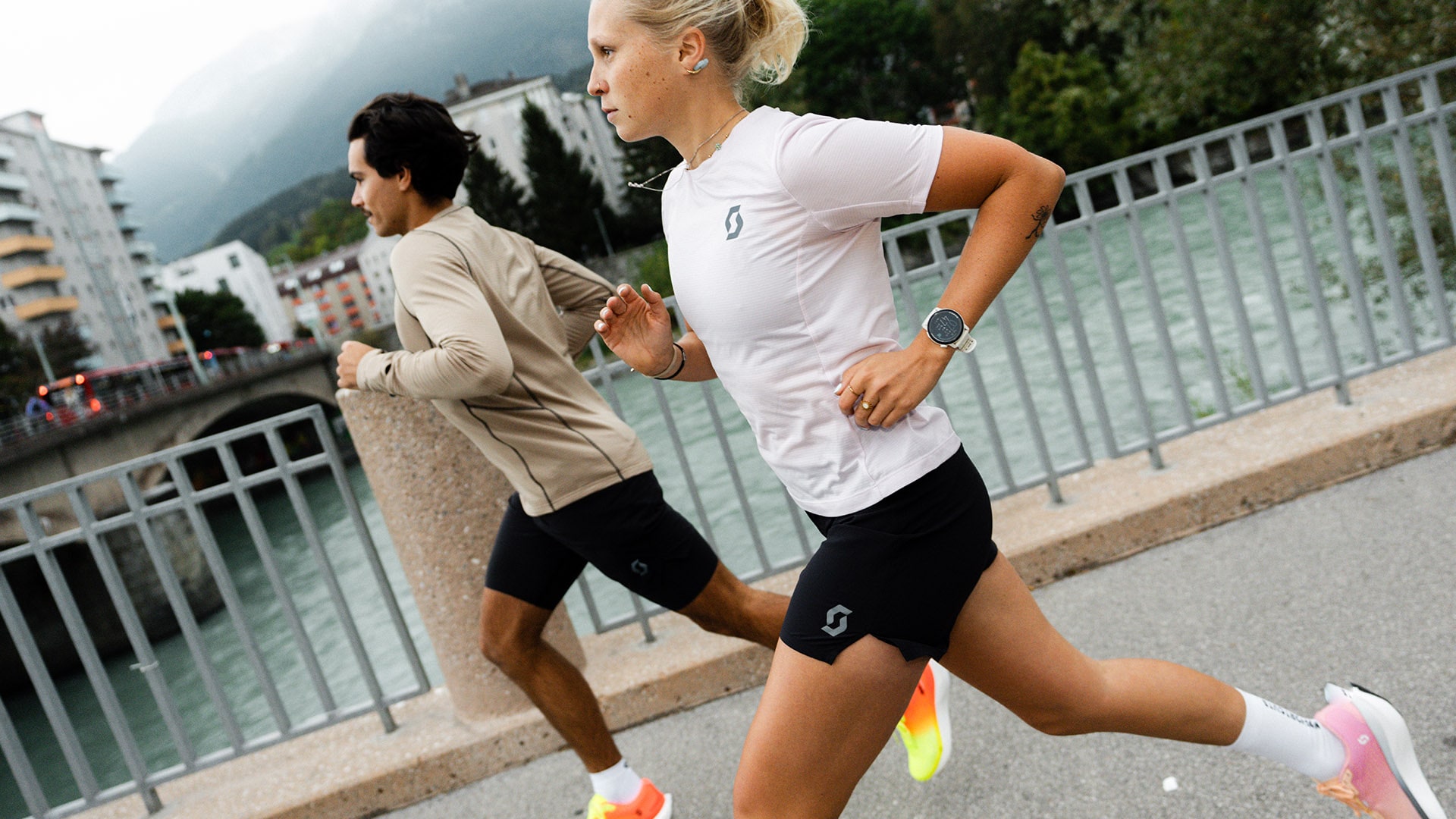 Pursuit Ride 2 in Action