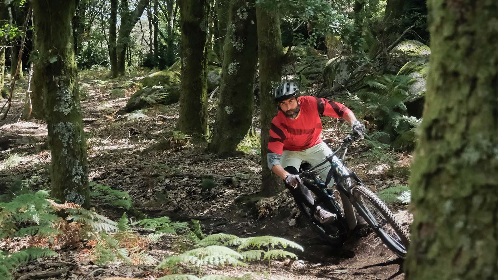 Viana, Portugal - From Sea to Summit with SCOTT